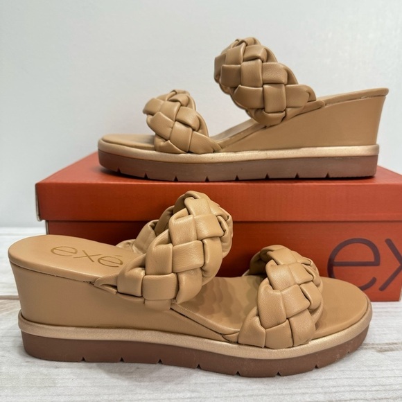 NEW exe Ipanema Tan Woven Faux Leather Wedge Heel Platform Sandals - Picture 1 of 10